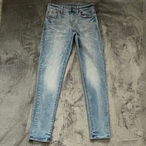American Eagle men’s jeans
